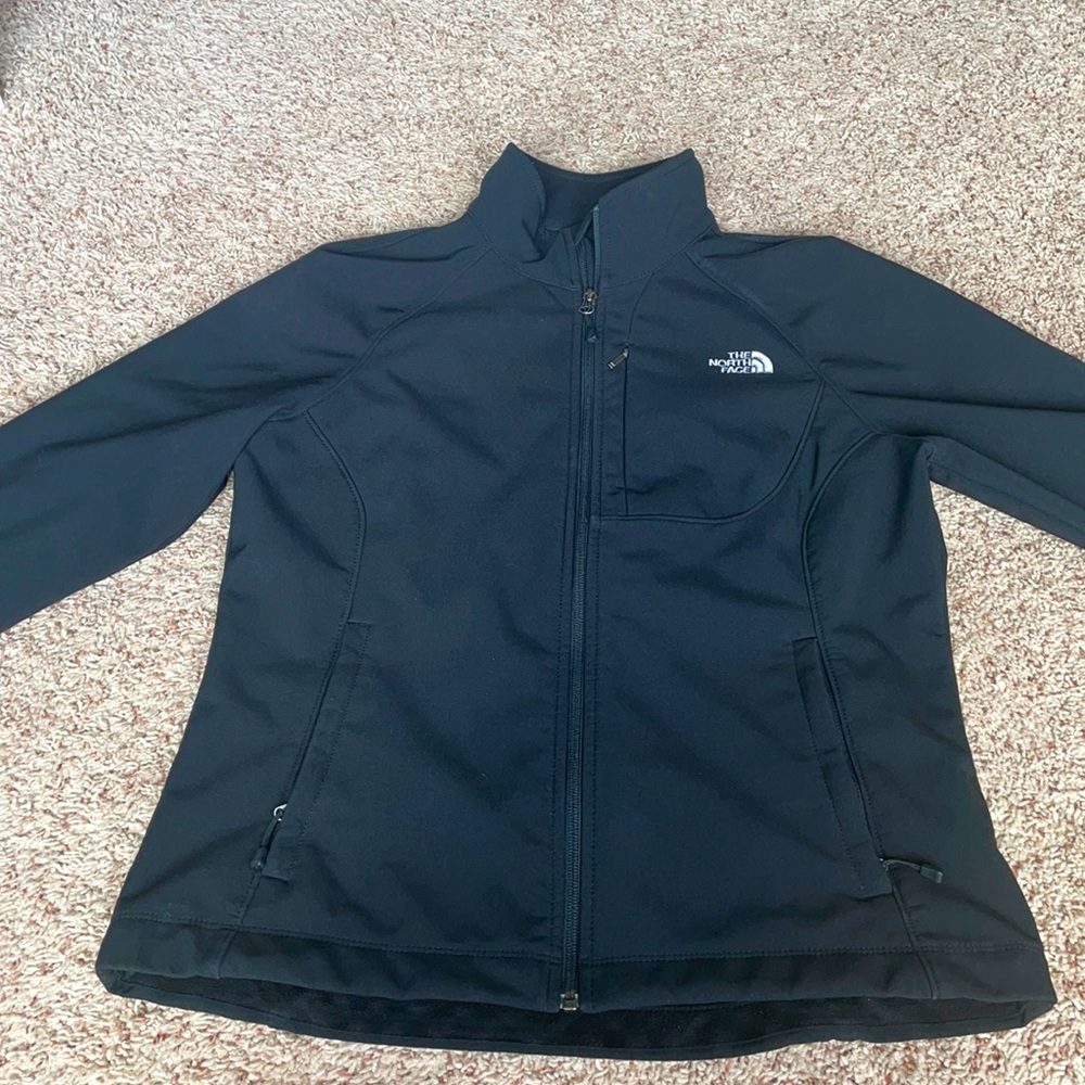 North Face - Women’s Large Shell Jacket